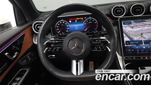Mercedes-Benz GLC-Class (X254) GLC300 4MATIC AMG Line 2024 — фото 13