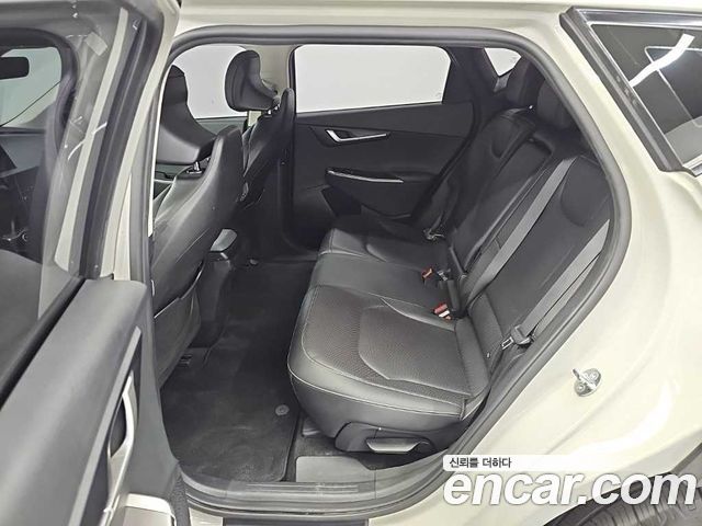 Kia EV6 Long Range Air 2023 — фото 16