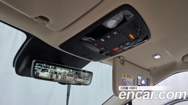 Kia Carnival (IV) HEV 7seater Gravity 2025 — фото 17