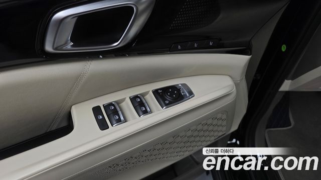 Kia Carnival (IV) HEV 7seater Gravity 2025 — фото 29