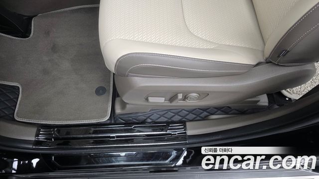 Kia Carnival (IV) HEV 7seater Gravity 2025 — фото 32