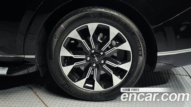 Kia Carnival (IV) Gasoline 9-Seater Hi-Limousine Signature 2022 — фото 21