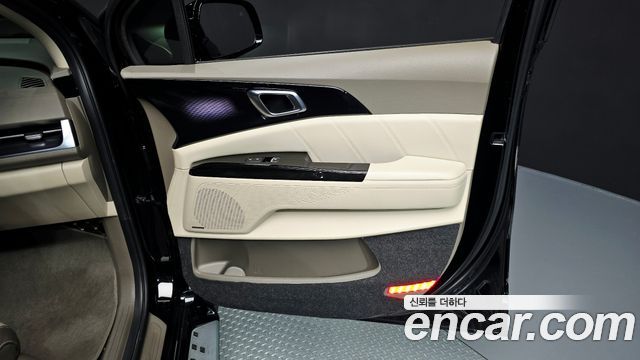 Kia Carnival (IV) Gasoline 9-Seater Hi-Limousine Signature 2022 — фото 25