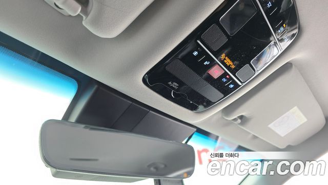 Hyundai Grandeur (GN7) 3.5 Gasoline 2WD Exclusive 2023 — фото 33
