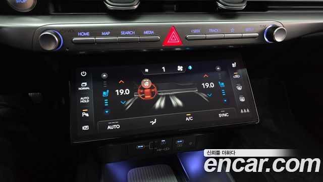 Hyundai Grandeur (GN7) 3.5 Gasoline 2WD Exclusive 2023 — фото 37
