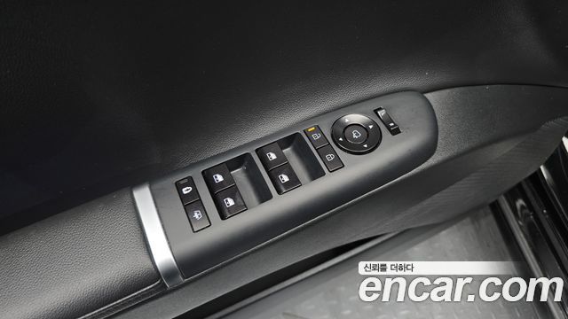 Hyundai Grandeur (GN7) 3.5 Gasoline 2WD Exclusive 2023 — фото 39