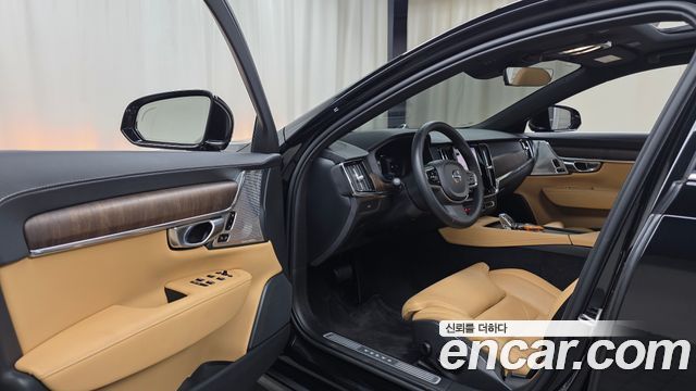 Volvo S90 B5 Ultimate Bright 2023 — фото 10