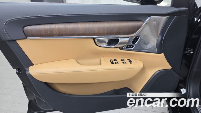 Volvo S90 B5 Ultimate Bright 2023 — фото 24
