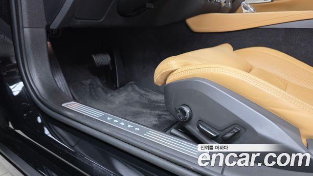 Volvo S90 B5 Ultimate Bright 2023 — фото 32