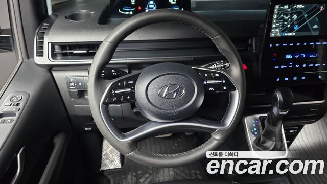 Hyundai Staria Cargo 3-Seater Modern 2022 — фото 13
