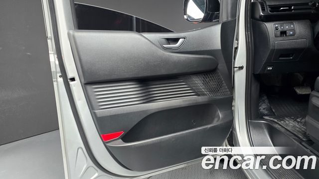 Hyundai Staria Cargo 3-Seater Modern 2022 — фото 24