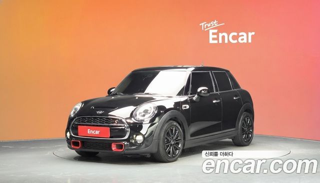 MINI Cooper S 5Door Standard 3rd