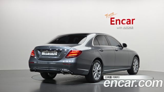 Mercedes-Benz E-Class (W213) E300 Exclusive 2017 — фото 2