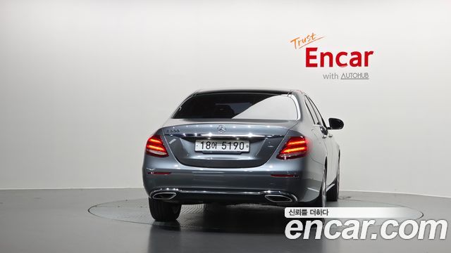 Mercedes-Benz E-Class (W213) E300 Exclusive 2017 — фото 4