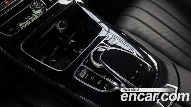 Mercedes-Benz E-Class (W213) E300 Exclusive 2017 — фото 17