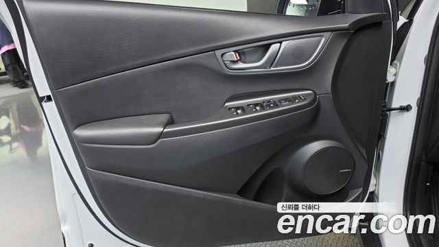Hyundai Kona Electric Premium 2019 — фото 24