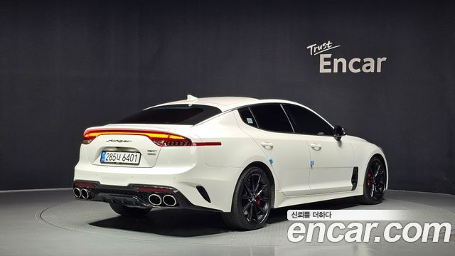 Kia Stinger 3.3 Turbo AWD GT 2020 — фото 1