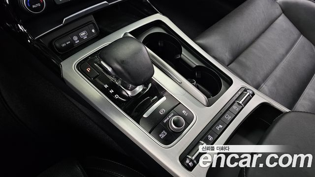 Kia Stinger 3.3 Turbo AWD GT 2020 — фото 9