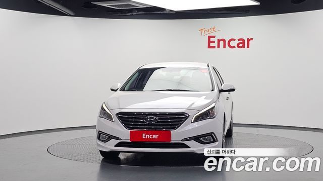 Hyundai Sonata (LF) 2.0 Smart 2016 — фото 3
