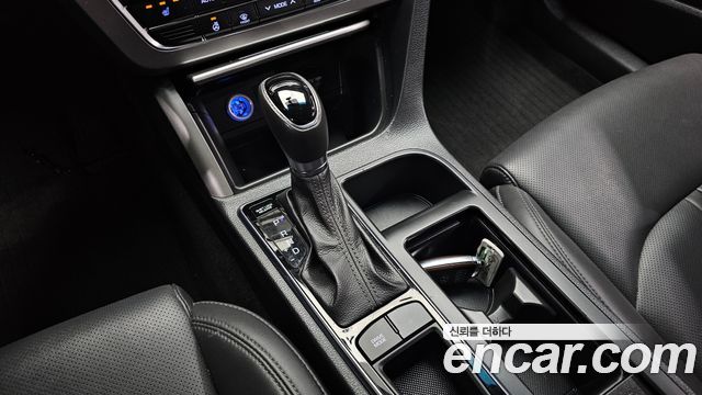 Hyundai Sonata (LF) 2.0 Smart 2016 — фото 9