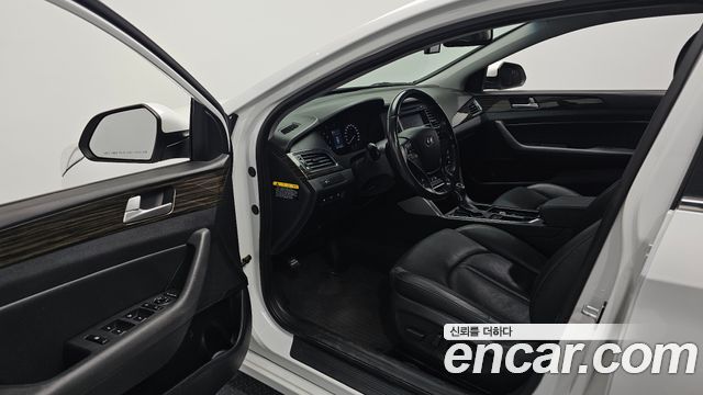 Hyundai Sonata (LF) 2.0 Smart 2016 — фото 11