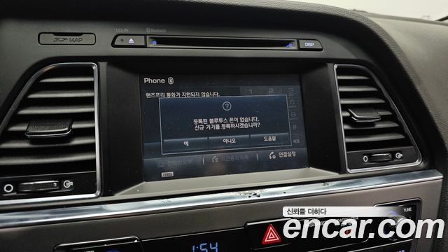 Hyundai Sonata (LF) 2.0 Smart 2016 — фото 16