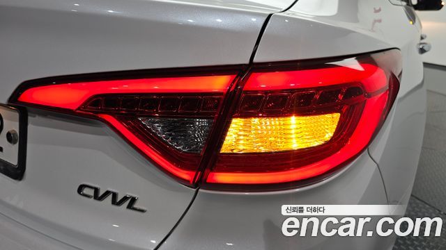 Hyundai Sonata (LF) 2.0 Smart 2016 — фото 23