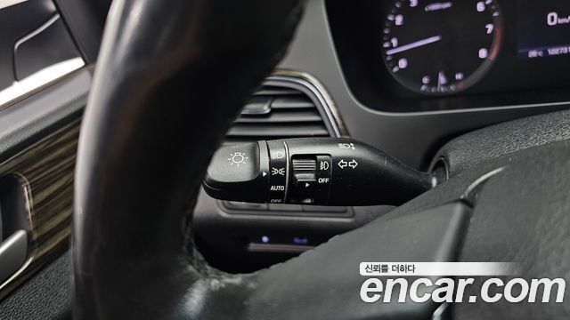 Hyundai Sonata (LF) 2.0 Smart 2016 — фото 28
