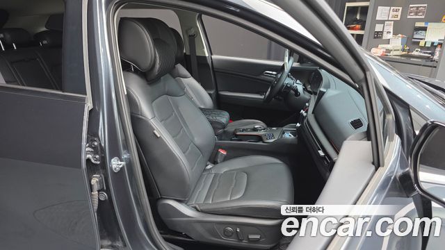 Kia Sportage (V) LPG 2.0 2WD Signature 2026 — фото 11