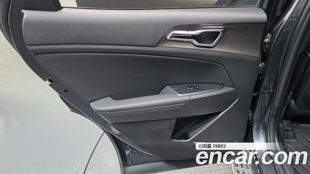 Kia Sportage (V) LPG 2.0 2WD Signature 2026 — фото 25