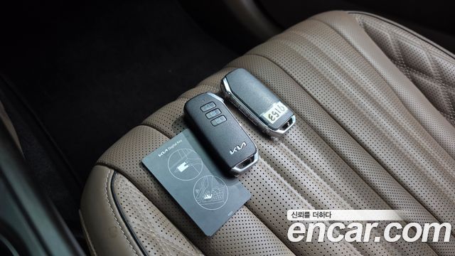 Kia K8 Hybrid Signature Special 2023 — фото 20