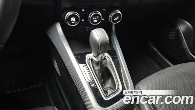 Renault Korea XM3 1.3 TCe RE Signature 2020 — фото 9
