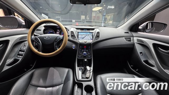 Hyundai Avante 1.6 GDi Modern Standard 2014 — фото 7