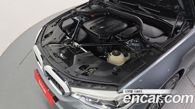 BMW 5 Series (G30) 520d M Sport package 2017 — фото 6