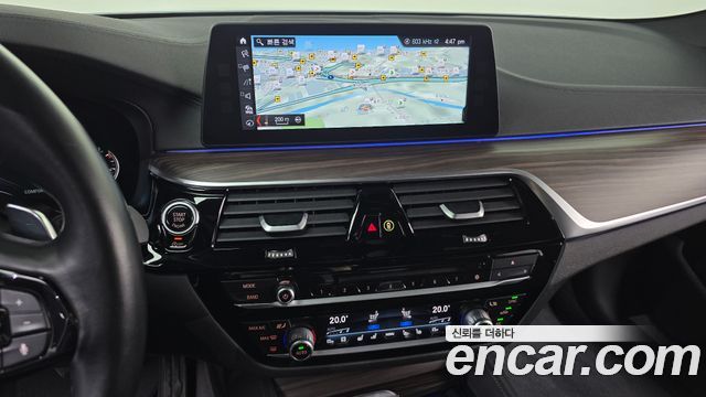 BMW 5 Series (G30) 520d M Sport package 2017 — фото 18