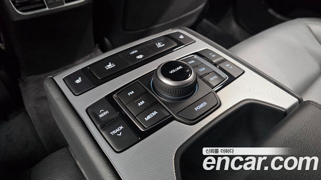 Genesis G80 3.3 GDI Premium Luxury 2017 — фото 19