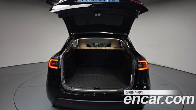 Tesla Model Y RWD 2024 — фото 20