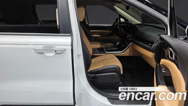 Kia Carnival (IV) Gasoline 9-Seater Prestige 2023 — фото 11