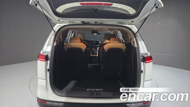 Kia Carnival (IV) Gasoline 9-Seater Prestige 2023 — фото 20