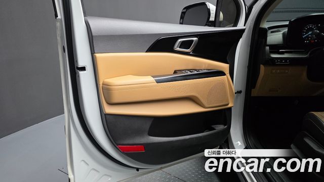 Kia Carnival (IV) Gasoline 9-Seater Prestige 2023 — фото 24
