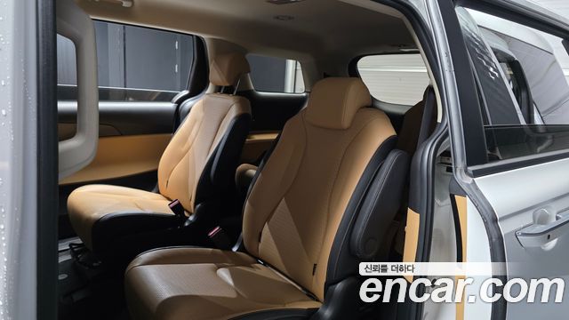 Kia Carnival (IV) Gasoline 9-Seater Prestige 2023 — фото 26