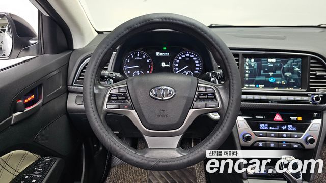 Hyundai Avante (AD) 1.6 GDI Premium 2016 — фото 13