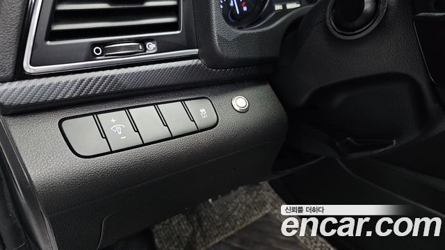 Hyundai Avante (AD) 1.6 GDI Premium 2016 — фото 16