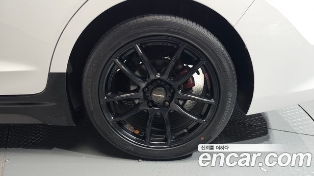 Hyundai Avante (AD) 1.6 GDI Premium 2016 — фото 21