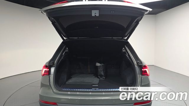 Audi Q3 (F3) 35 TDI 2023 — фото 34