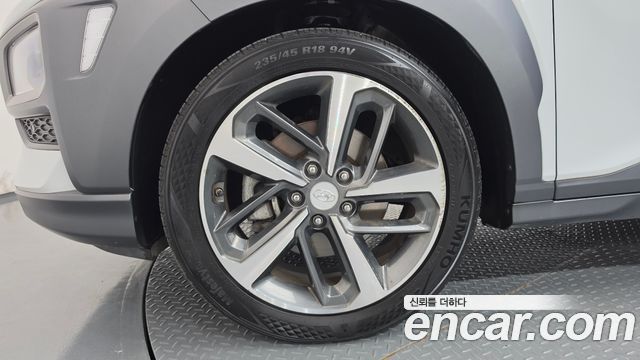 Hyundai Kona 1.6 Turbo 2WD Premium 2018 — фото 5