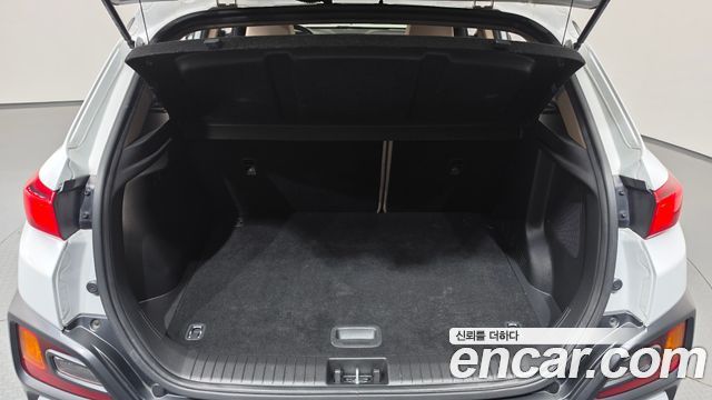 Hyundai Kona 1.6 Turbo 2WD Premium 2018 — фото 17