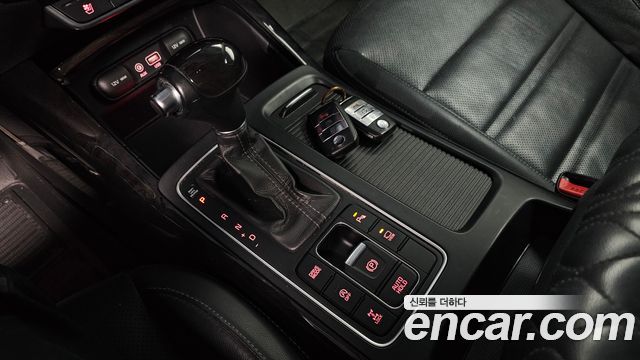 Kia Sorento Diesel 2.0 4WD Noblesse Special 2015 — фото 9