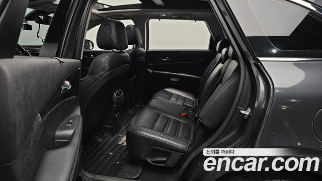 Kia Sorento Diesel 2.0 4WD Noblesse Special 2015 — фото 12