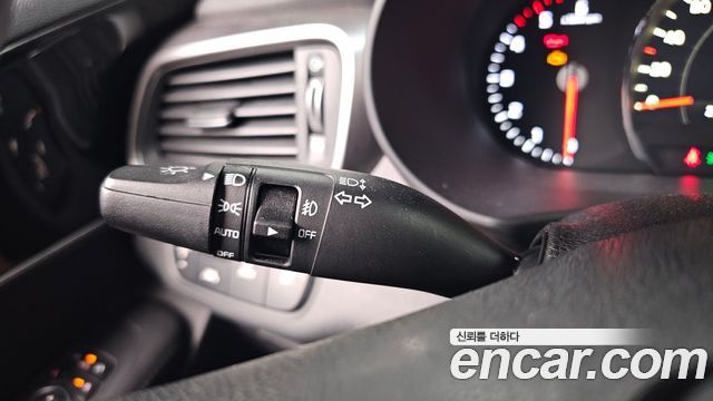 Kia Sorento Diesel 2.0 4WD Noblesse Special 2015 — фото 20